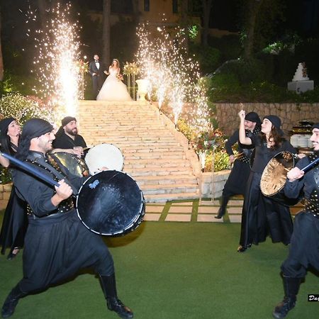Country Lodge Hotel & Resort Beirut Esterno foto