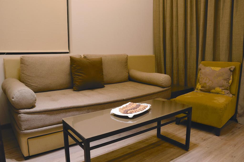 Country Lodge Hotel & Resort Beirut Esterno foto